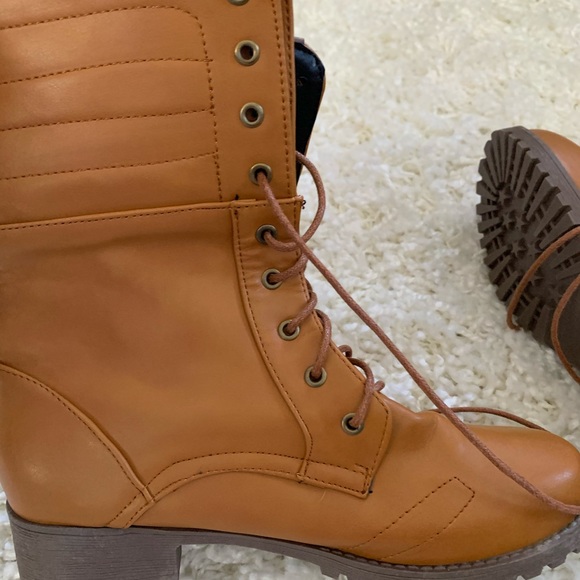 Combat - Picture 4 of 7